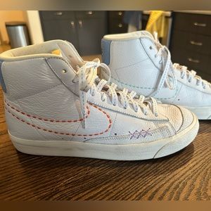 Nike Blazer Mid 77 Sz 10
